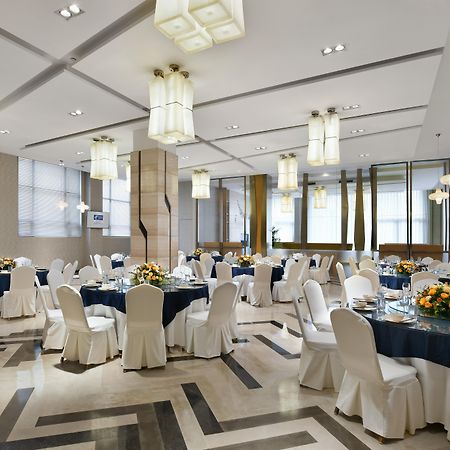 Holiday Inn Express Chengdu Huanhuaxi By Ihg-Near Jinsha Site Musem,Near Wuhou Temple Museum,Welcome Drinks,Free Gym,Free Self-Service Laundry Bagian luar foto